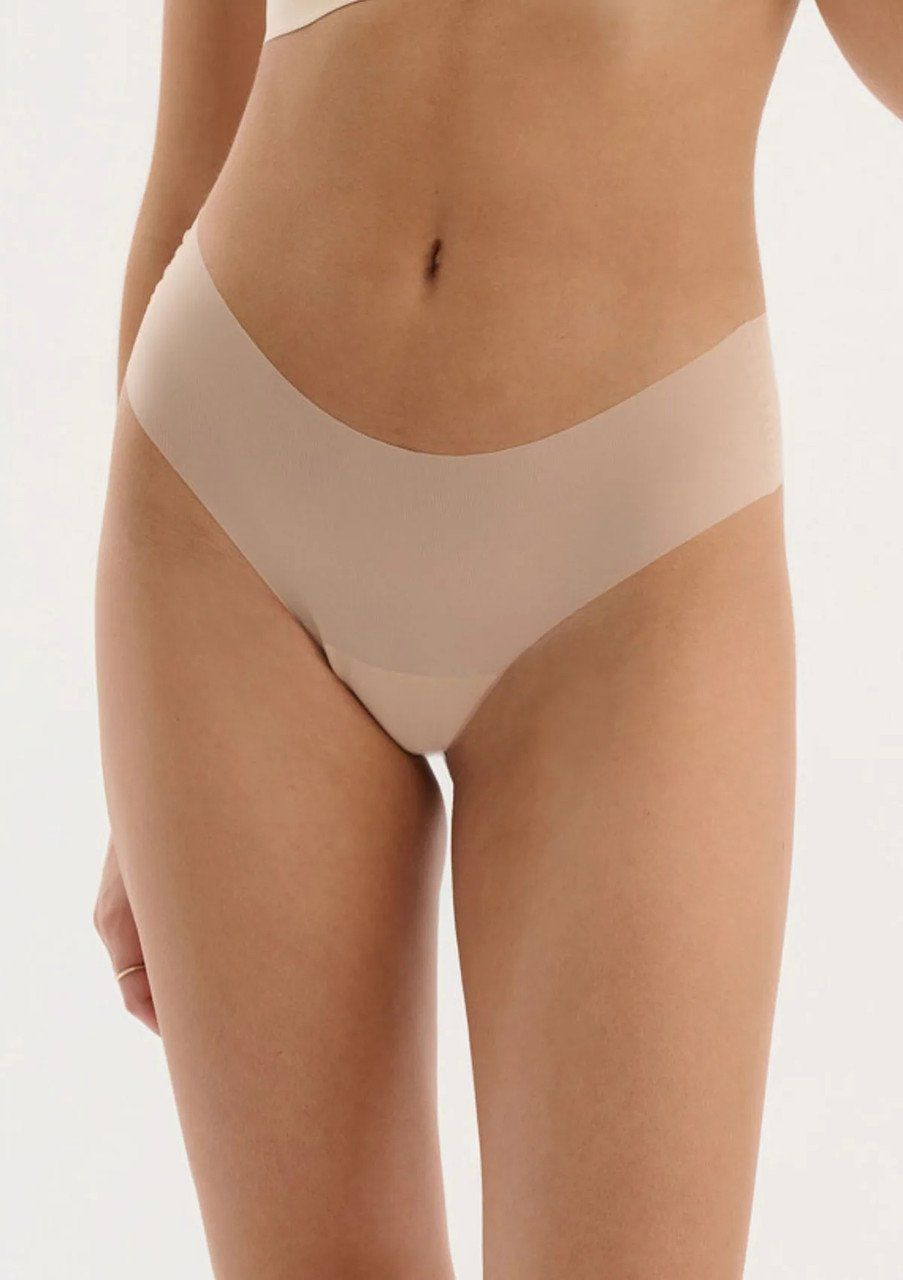 Трусики бесшовные ультратонкие бразилиана Julimex Mousse Brasil M/L