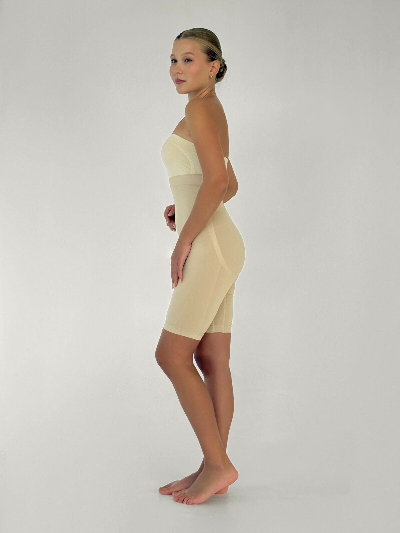 Стягуючі шорти високі бежеві Emay 2006 XL/XXL