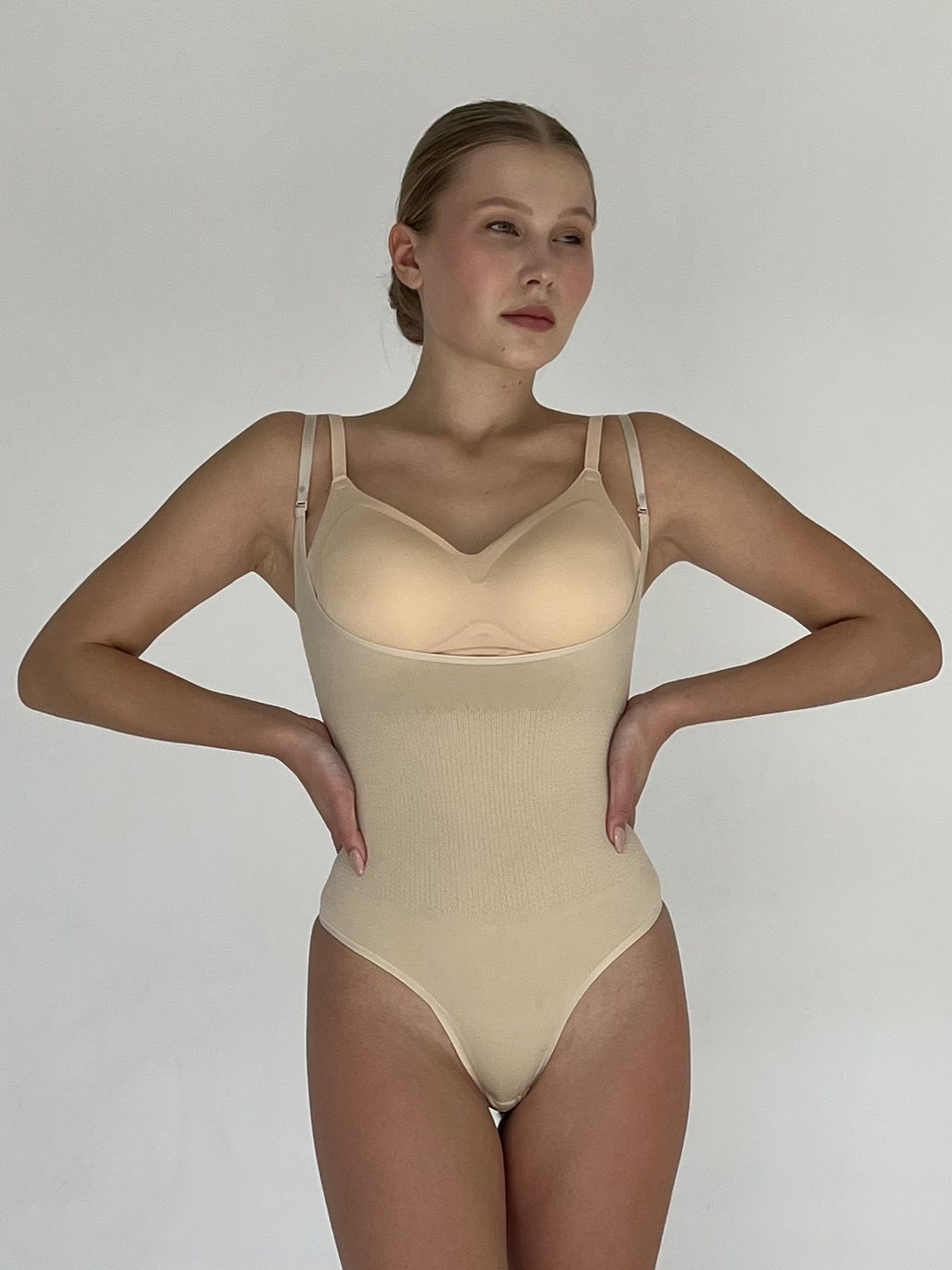 Утягивающий боди стринги бежевый Emay 2076 S/M