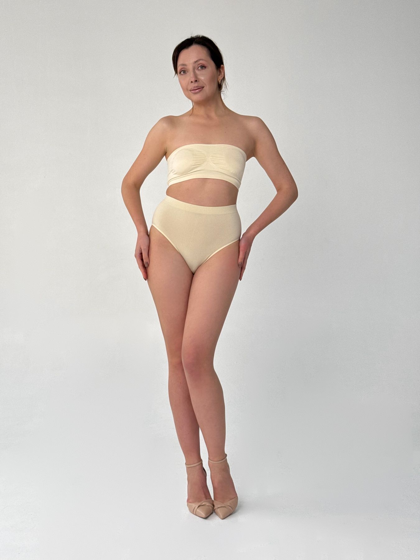 Трусики безшовні жіночі Form Angel 5205 бежеві S/M